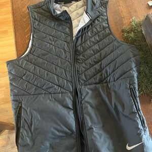 Nike Men's Vest